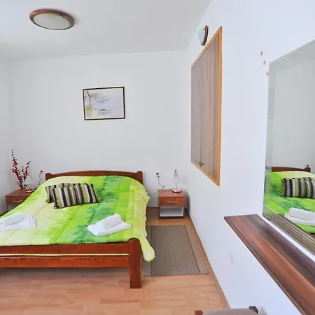 Guest house Apartment And Room Soul Of Dalmatia