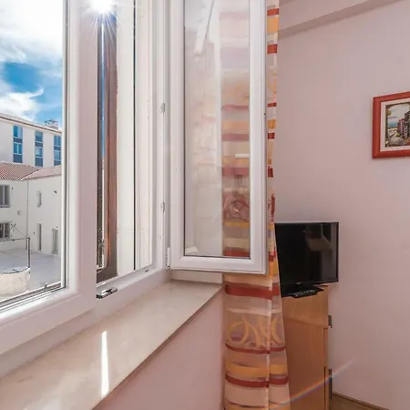 Apartment And Room Soul Of Dalmatia 3* Zadar