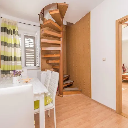 Guest house Apartment And Room Soul Of Dalmatia 3*