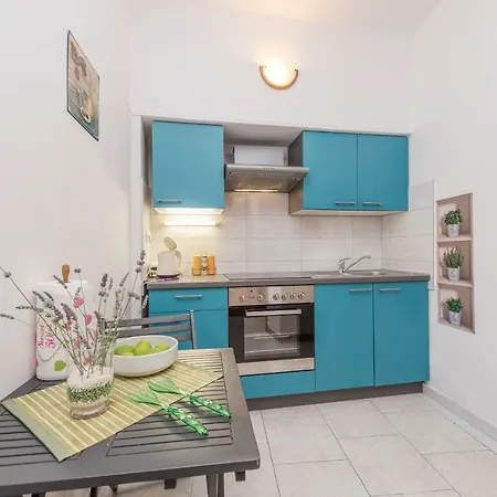 Guest house Apartment And Room Soul Of Dalmatia 3*