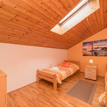 Apartment And Room Soul Of Dalmatia Guest house Zadar