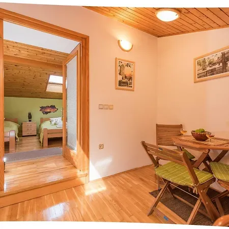 Guest house Apartment And Room Soul Of Dalmatia