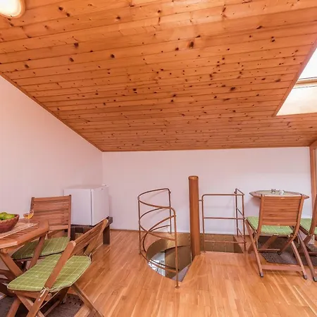 Guest house Apartment And Room Soul Of Dalmatia