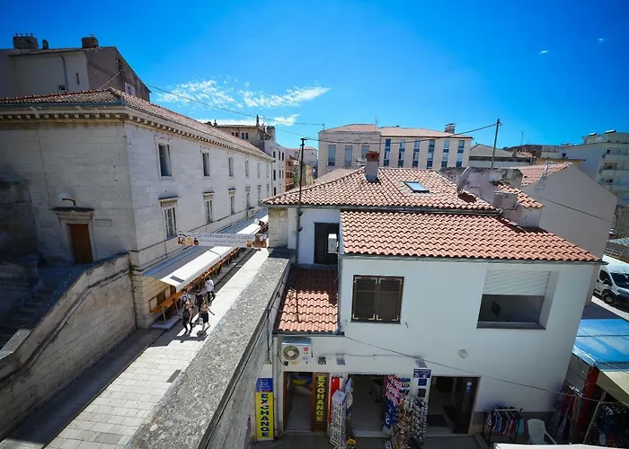 Apartment And Room Soul Of Dalmatia Guest house Zadar