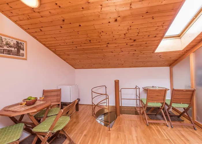 Guest house Apartment And Room Soul Of Dalmatia